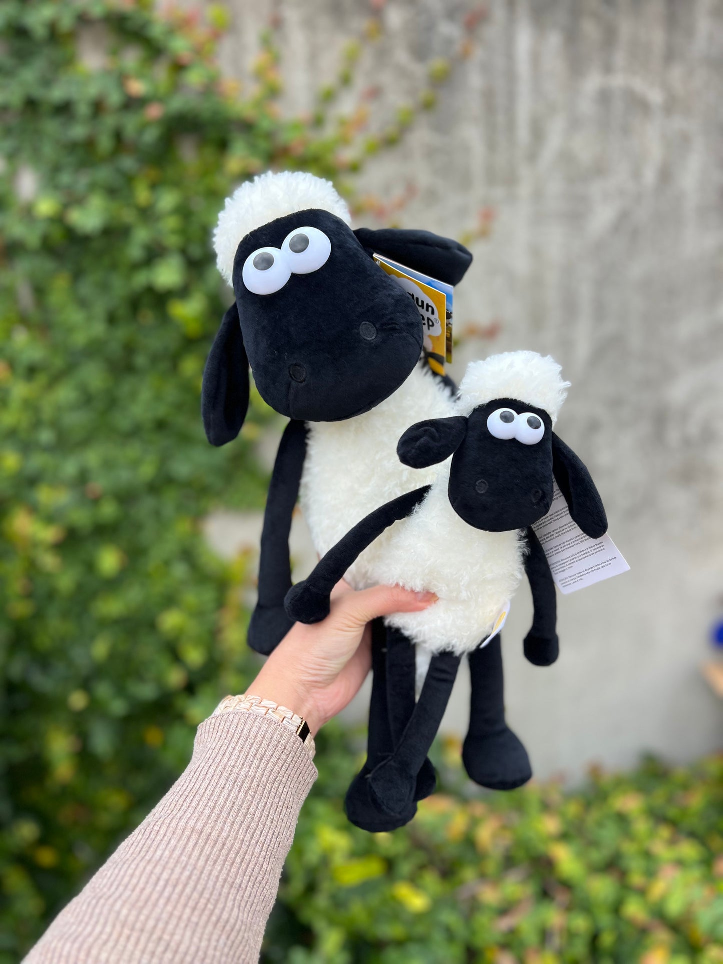 Shaun The Sheep Medium 20cm