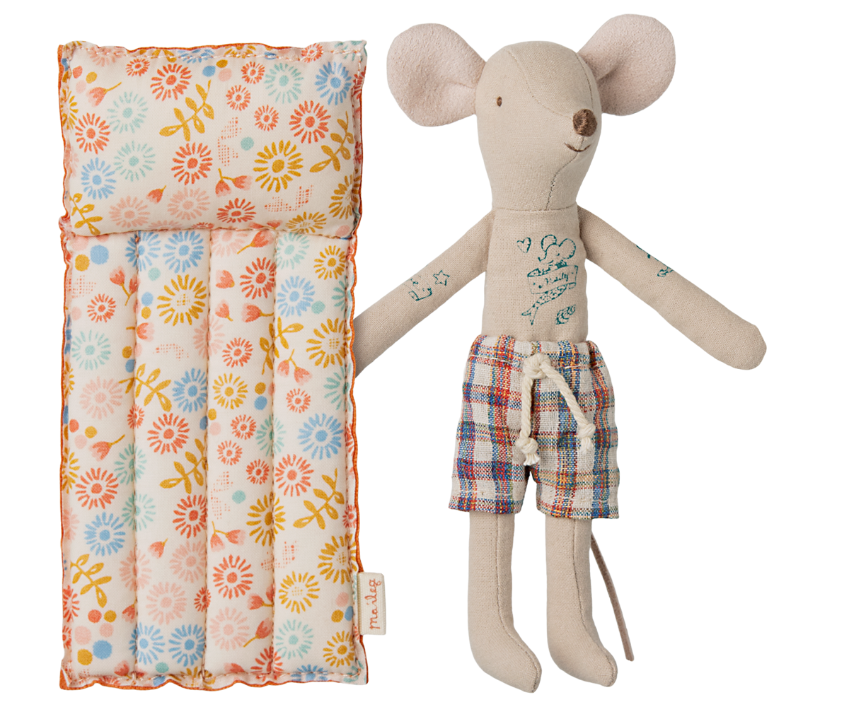 Beach Mouse Dad with Air Mattress Flower | Maileg