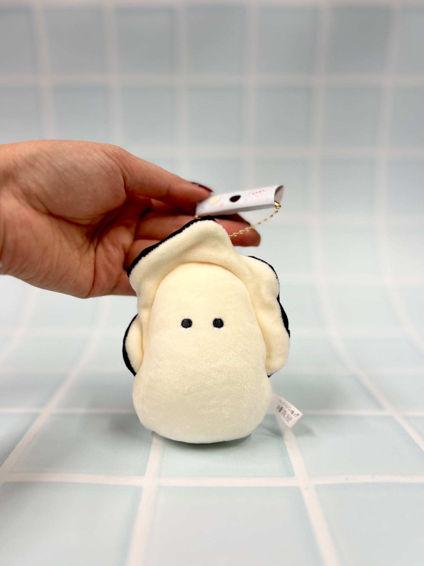 Namagaki Oyster Plushies Keychain 12cm