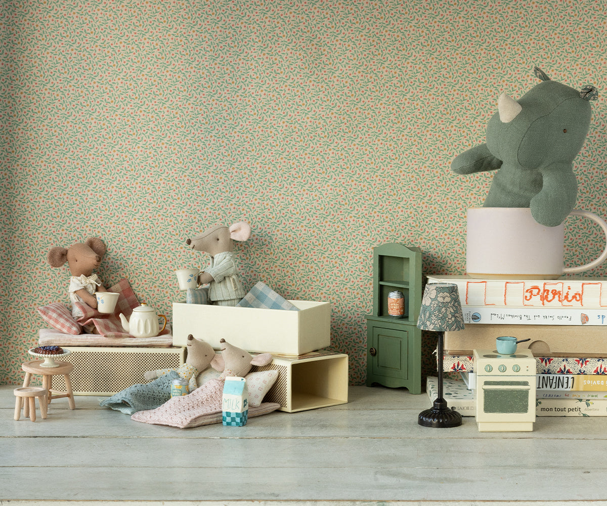 Big Sister Mouse in Matchbox 2024 | Maileg