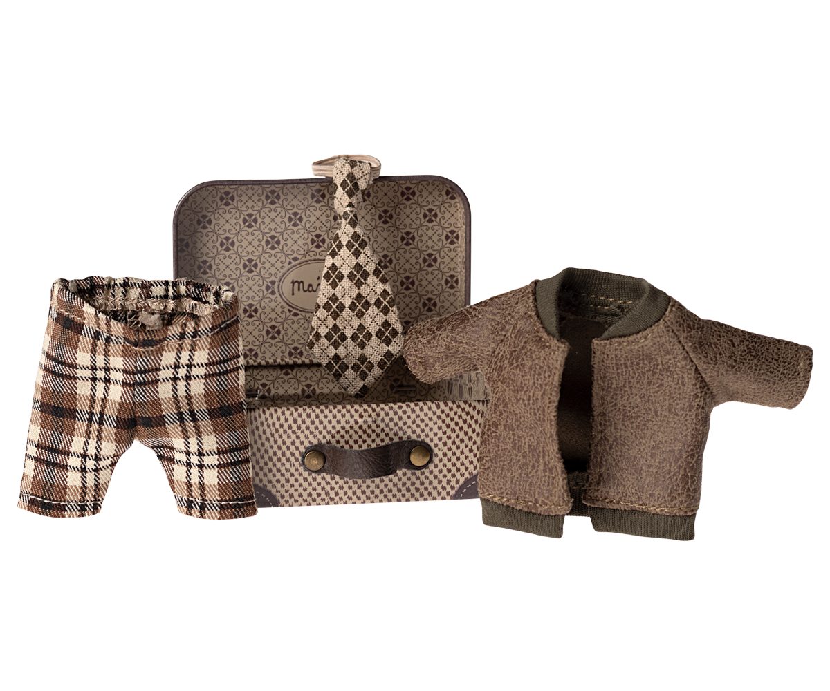 Jacket Pants & Tie in Suitcase Grandpa Mouse | Maileg