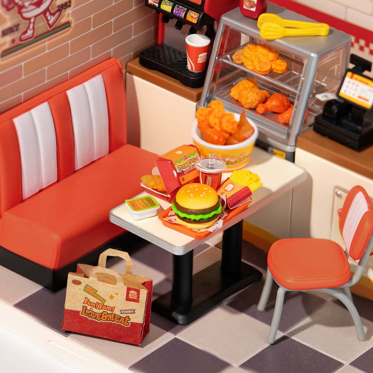 Yum Yum Burgers | Rolife