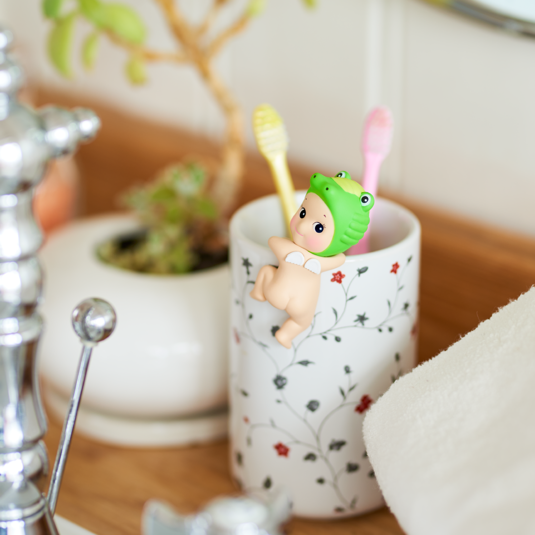 Hippers Looking Back (MAX 2)