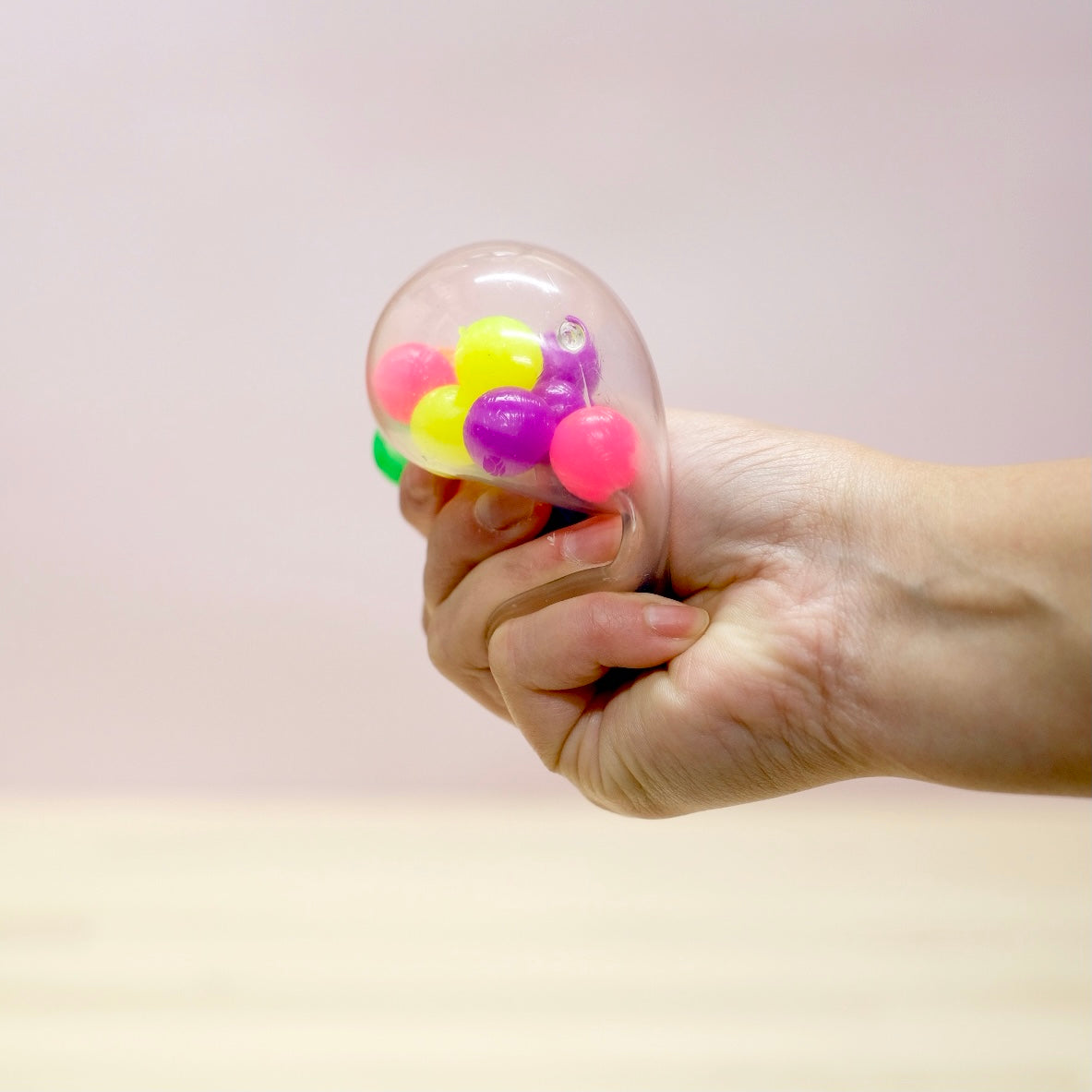 Squeeze Bead Ball