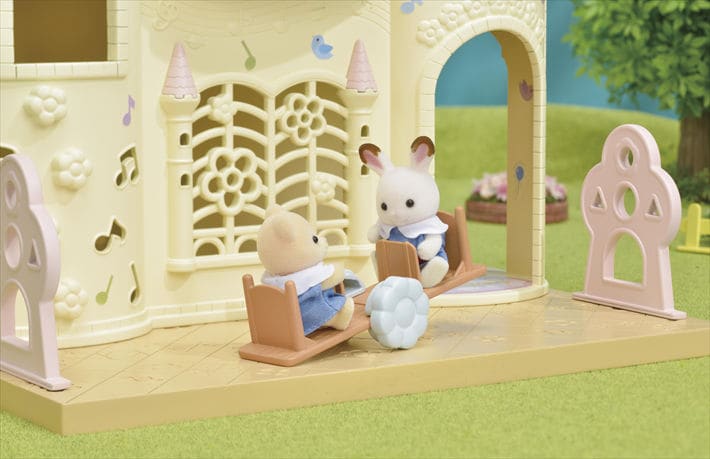 Baby Castle Nursery Gift Set | Sylvanian Families