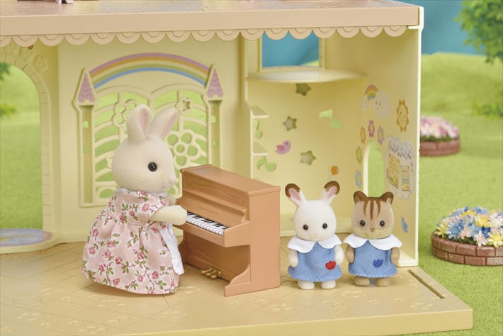 Baby Castle Nursery Gift Set | Sylvanian Families