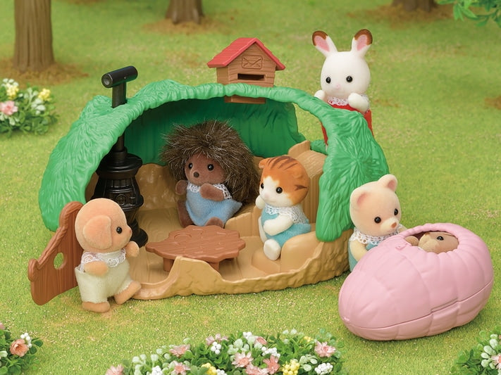 Baby Hedgehog Hideout | Sylvanian Families