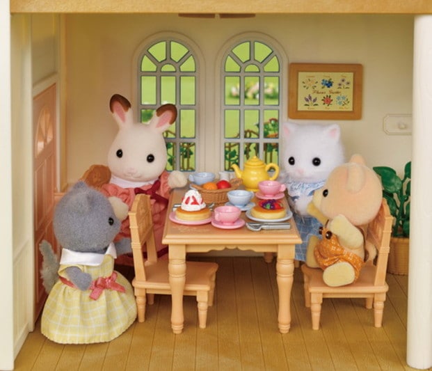 Courtyard Home Gift Set | Sylvanian Families