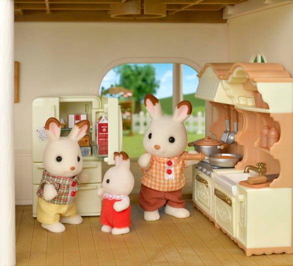 Courtyard Home Gift Set | Sylvanian Families