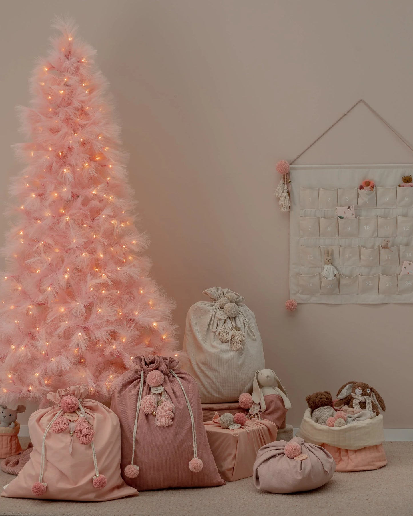 PINK Christmas Tree - ONE AND ONLY STOCK
