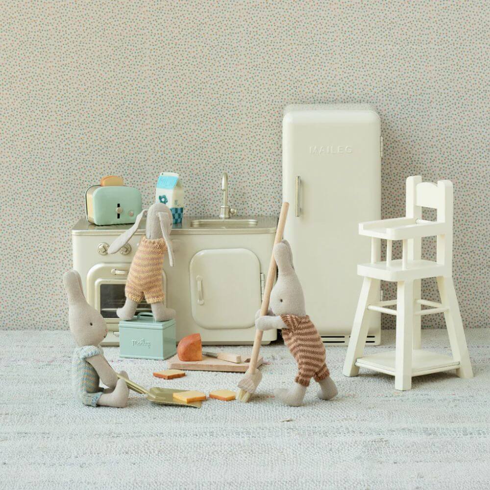 Miniature Bread Box | Maileg