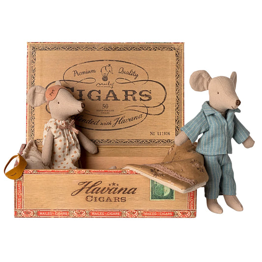 Mum & Dad Mice in Box | Maileg