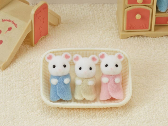 Marshmallow Mouse Triplets | Sylvanian Families