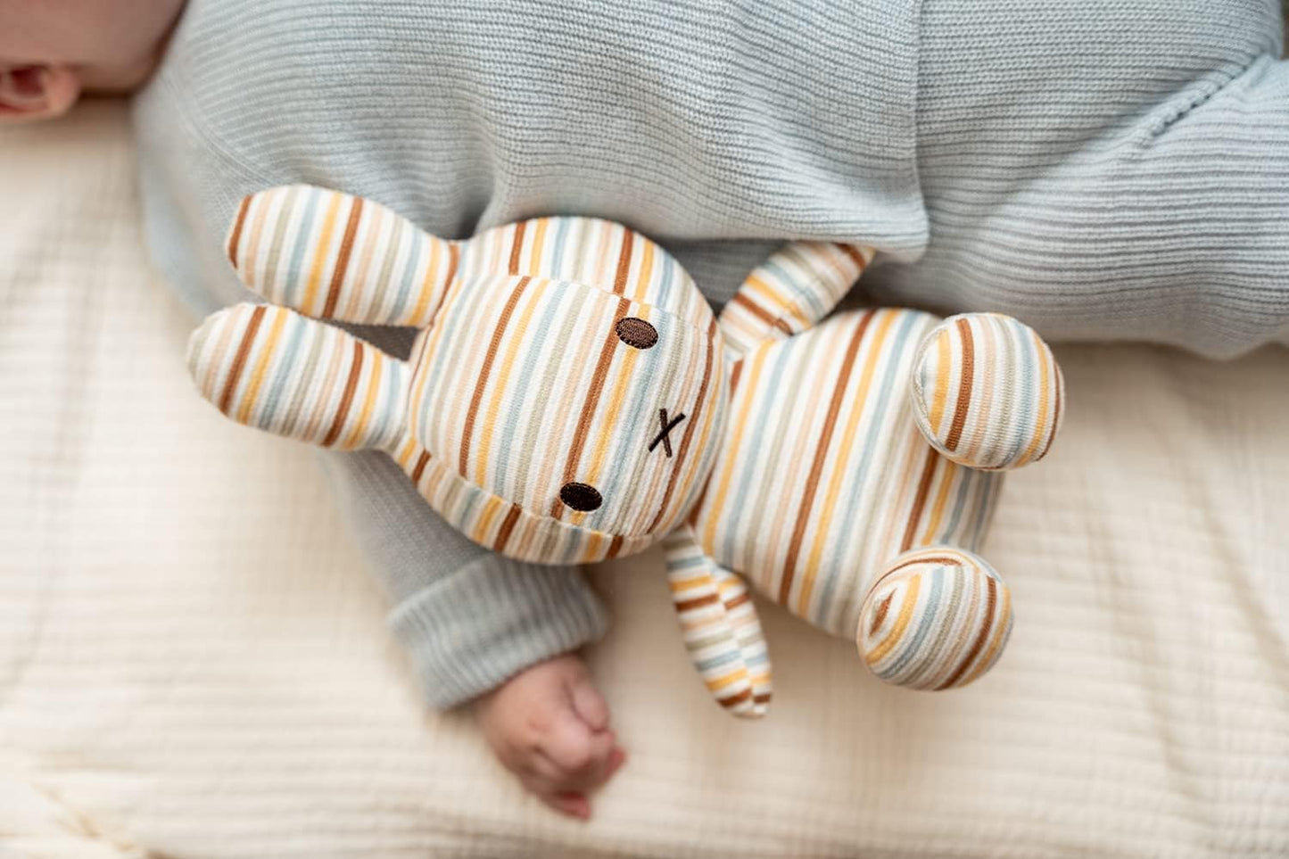 Miffy Vintage Stripes All Over Print