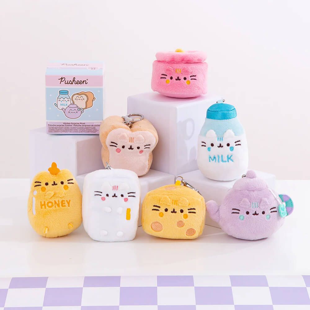 Pusheen Kitchen Surprise Series 22 - Keychain