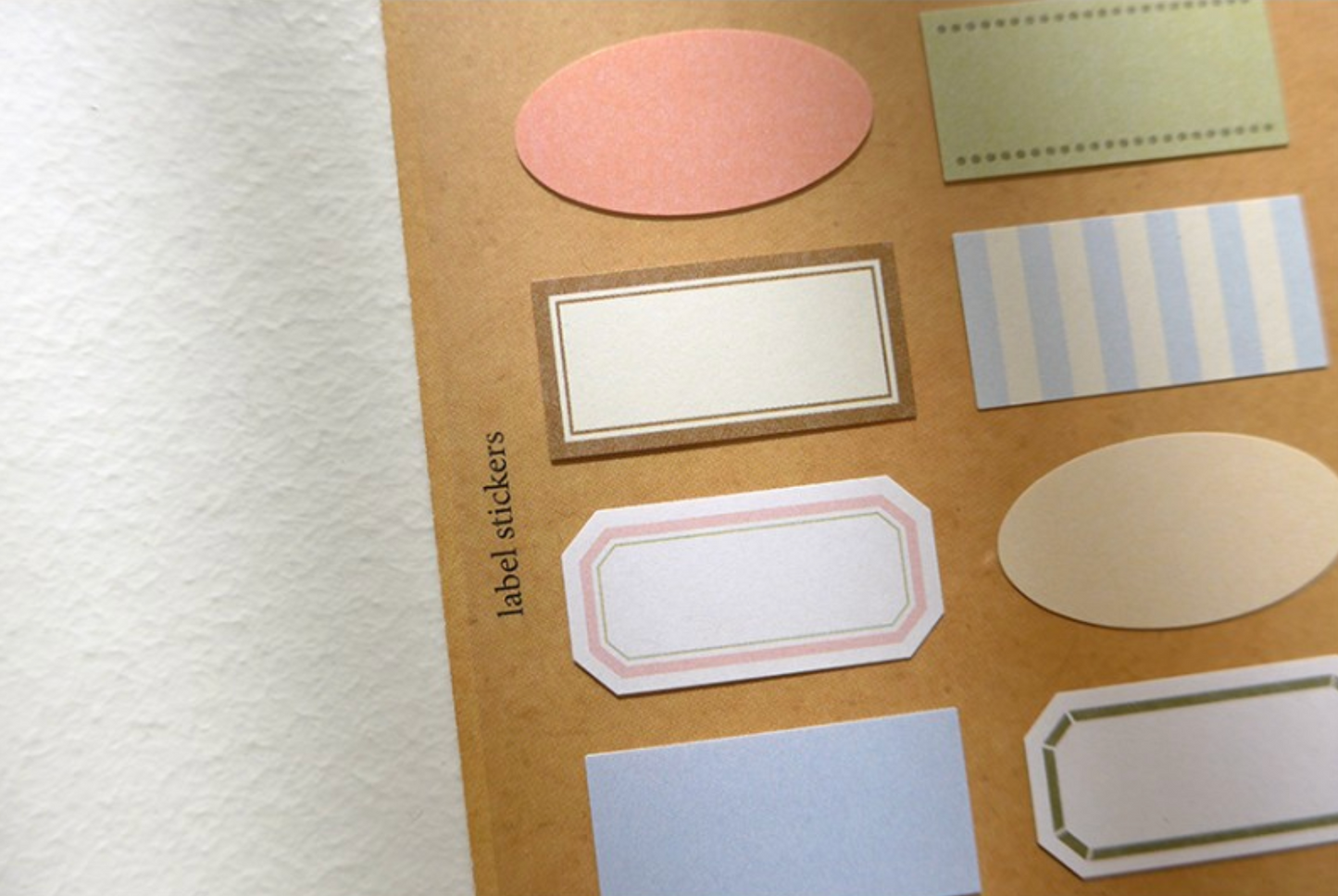 Plain.75 Sticker | Suatelier Design