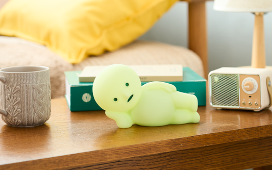 Touch Lamp Version 2 - Lounging | Smiski (Free 1 Smiski)