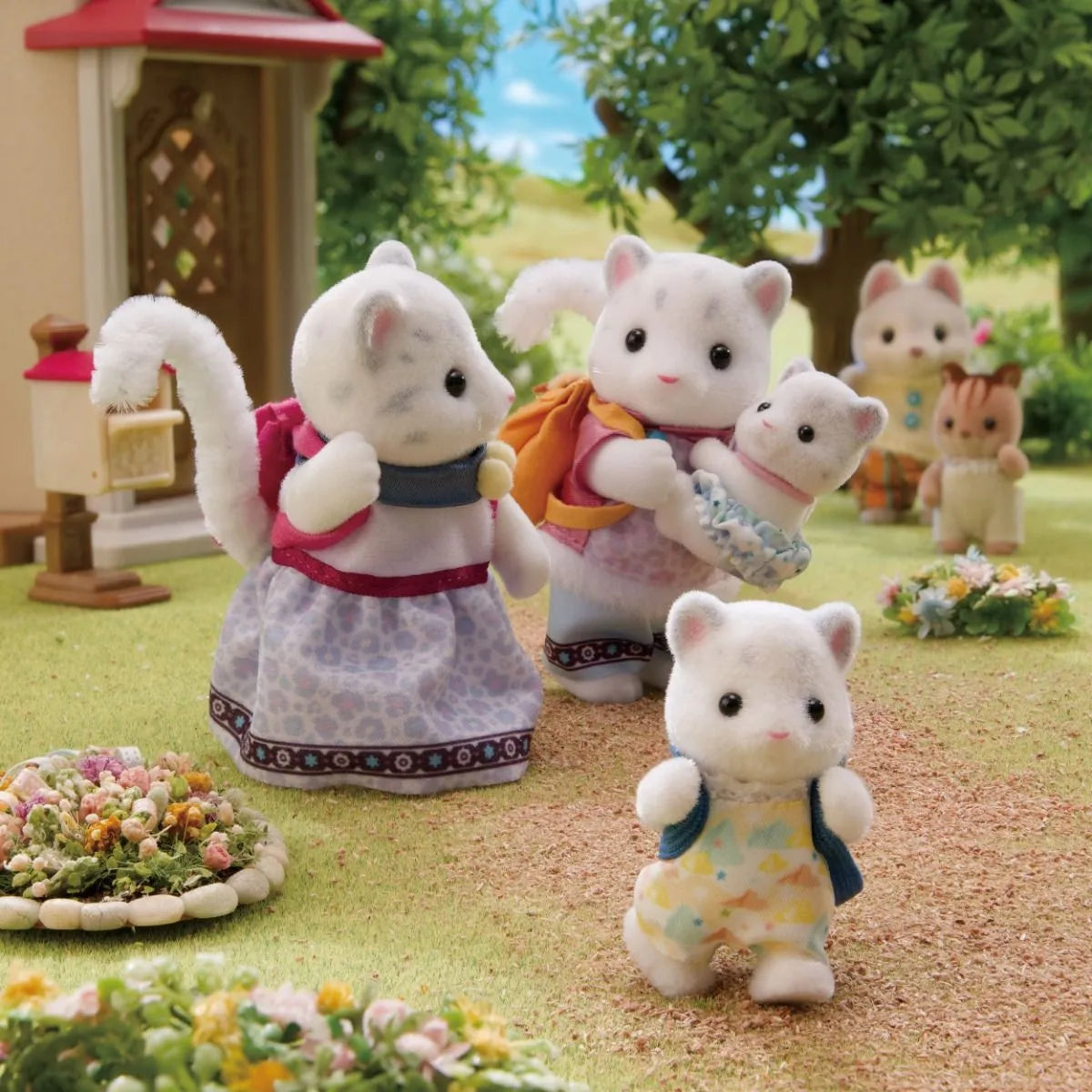Snow Leopard Family | Sylvanian Families
